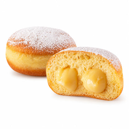 Krapfen alla Crema Vaniglia su sfondo bianco, intero e tagliato con farcitura di crema