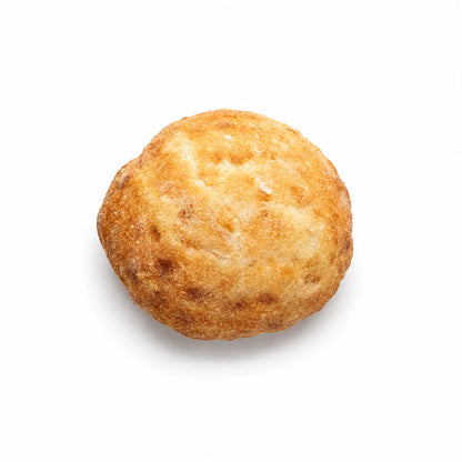 Panini Classic Bun 100 g, aislado sobre fondo blanco